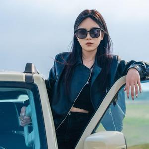 玩车赵灵儿