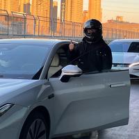 阿志爱开车头像