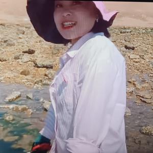 赶海美女小章头像