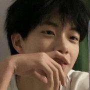 大白白扑棱蛾子的个人资料头像