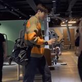 张世豪517头像