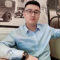 金融圈小王子头像
