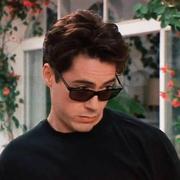 噜啦噜啦嘞_的个人资料头像