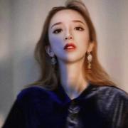 Sophya佳佳92的个人资料头像