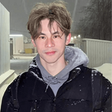 上进雪碧0c头像