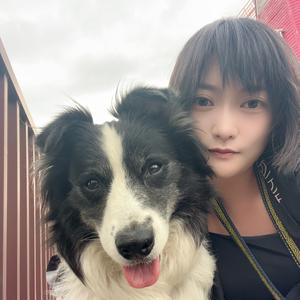 U小娜头像