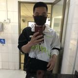 手握滑稽脸头像