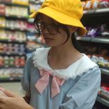 郑艾特芸头像