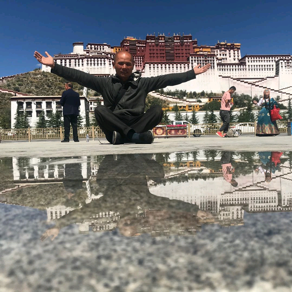 货运阿榕头像