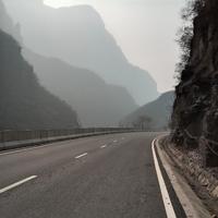车行山水出入平安头像