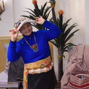 沈芸跳锅庄头像