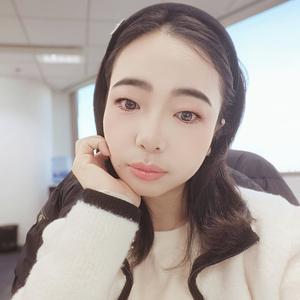 沪漂木木妈头像