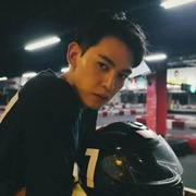 平凡的话的个人资料头像