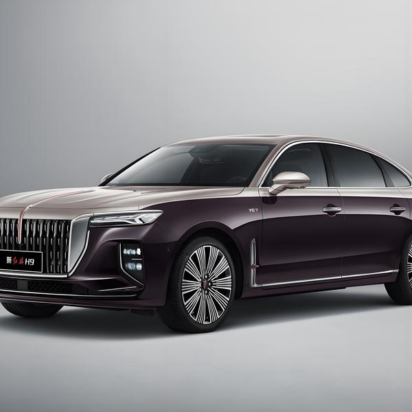 大鹏今天来聊车头像