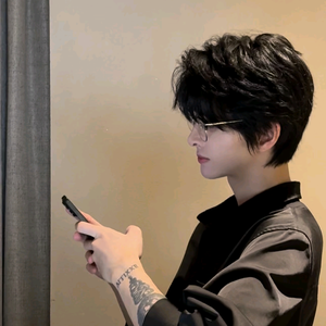 少爺.𝓓𝓨头像