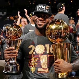 king James👑头像