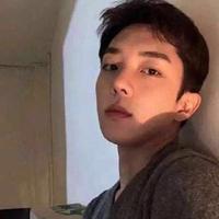 森林里谜了鹿头像