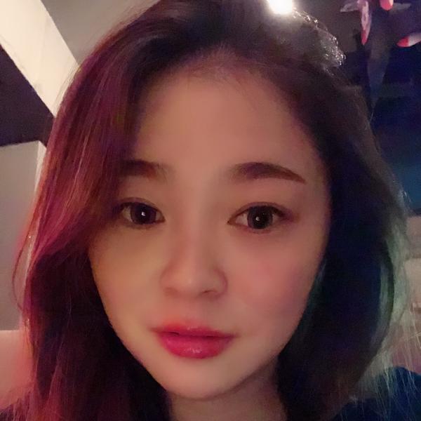 港口豪车定制中心小幺头像