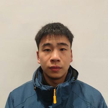 泸州星途陈城头像