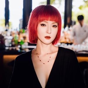 奥莉小姐Olivia头像