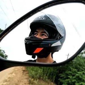 一風中的蒲公英一头像