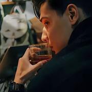 着迷不白的个人资料头像