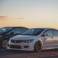 一辆烂仔本田头像