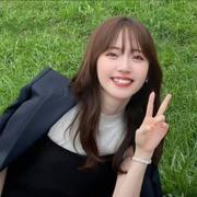 Clara256的个人资料头像