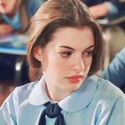 月也轻轻的个人资料头像