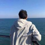 很帅不撩伱头像