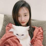 阳光下微微笑的个人资料头像