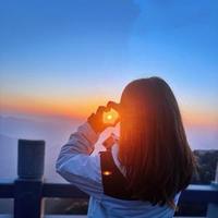 以东二手车梦女孩头像