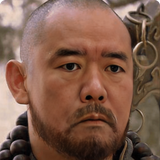 换个装玩自拍头像