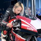 8沙拉微甜8头像