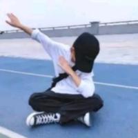 足智多谋钢琴o2r头像