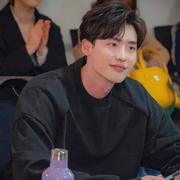 守护215的个人资料头像