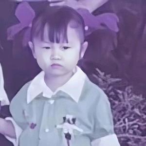 泽七二头像