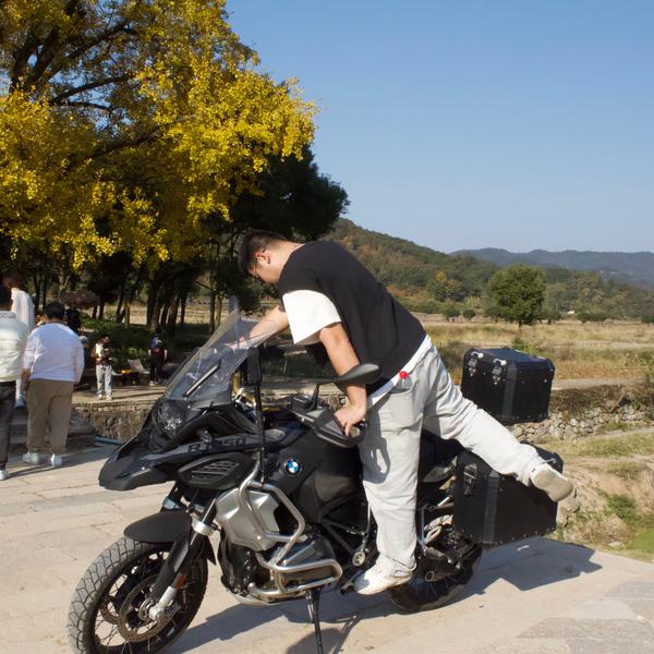 亿林锋车行头像