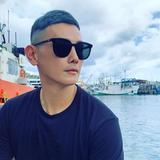 拼搏的年纪安逸的生活头像