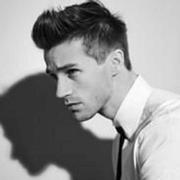 有梦想的咸鱼m的个人资料头像