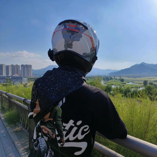 用户6618342402003头像