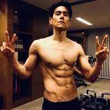 路还长ji头像