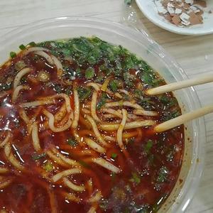 豆豆爱吹牛头像