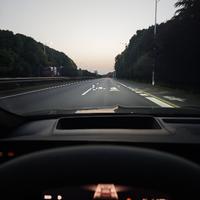 X阳西下雨好大头像