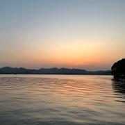 某时某地某某人的个人资料头像