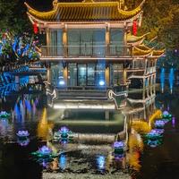 嘻嘻虎虎头像