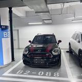 京城茄先生头像
