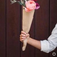 玛瑙红的梨头像