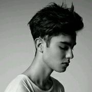 desperate的个人资料头像