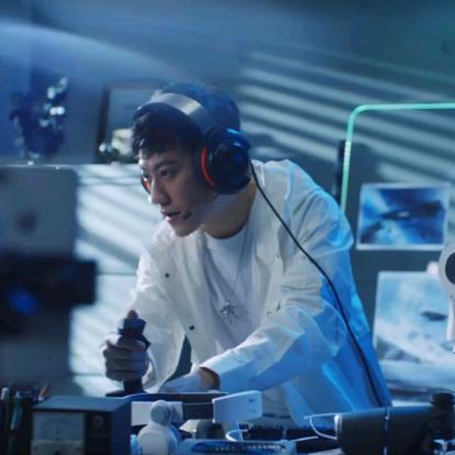 都叫我润锦头像